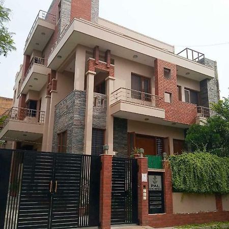 J P Residency Otel Greater Noida Dış mekan fotoğraf