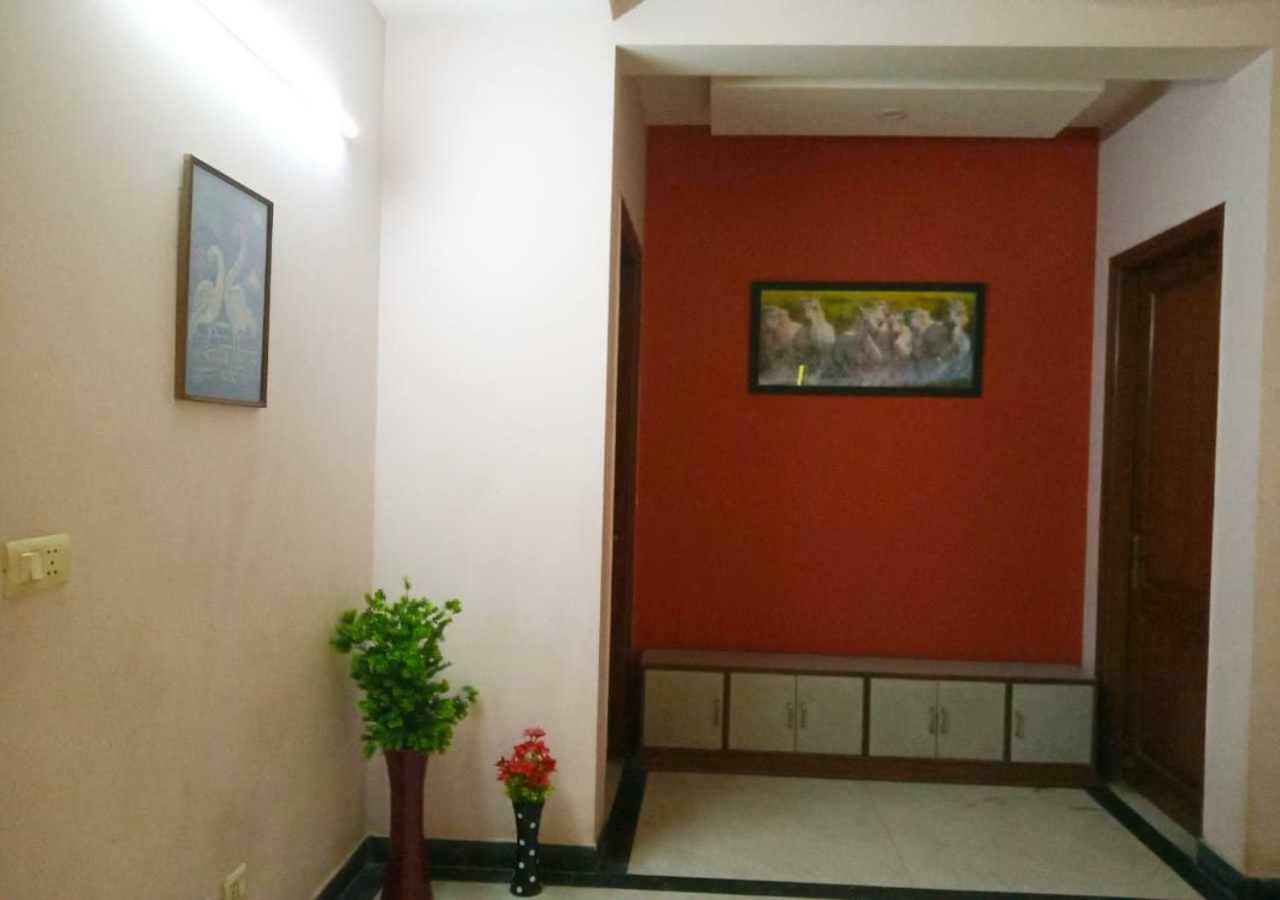 J P Residency Otel Greater Noida Dış mekan fotoğraf